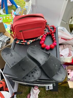 Lululemon Black Slide Sandals size 8